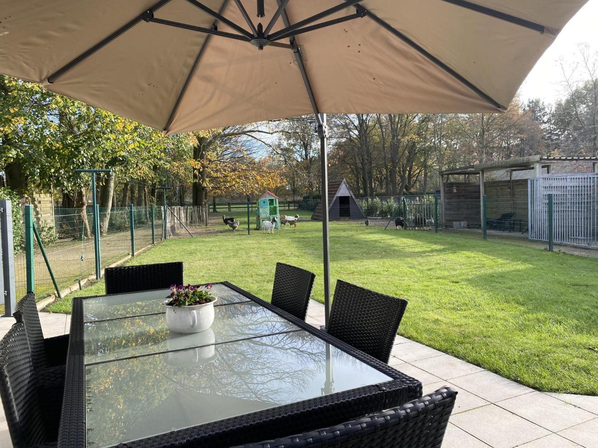 Het Bruegelhof Vila Peer Exterior foto